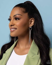 Load image into Gallery viewer, š§”Paparazzi š§”Elongated Effervescenceš§” Whiteš§”