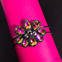 Load image into Gallery viewer, Paparazzi DAUNTLESS is More - Multi