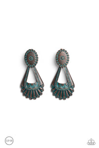 🧡Paparazzi🧡 Casablanca Chandeliers🧡Brass🧡Clip-On earring🧡