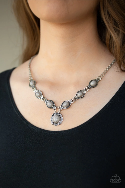 Paparazzi Desert Dreamin- Silver