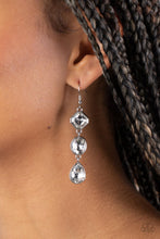Load image into Gallery viewer, Paparazzi Reflective Rhinestones - White
