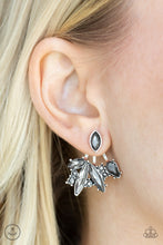 Load image into Gallery viewer, Paparazzi Deco Dynamite - Silver
