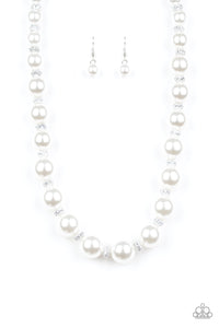 🧡Paparazzi🧡 Uptown Heiress🧡 White🧡Necklace🧡
