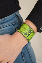 Load image into Gallery viewer, Paparazzi Its a Jungle Out There - Green
