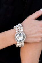 Load image into Gallery viewer, Paparazzi Speechless Sparkle - White
