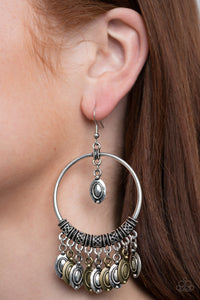 Paparazzi Metallic Harmony - Multi