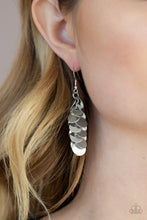 Load image into Gallery viewer, Paparazzi Hear Me Shimmer - Silver
