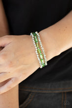 Load image into Gallery viewer, Paparazzi Elegant Essence - Green
