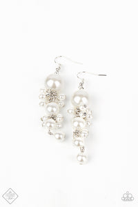 Paparazzi Ageless Applique - White