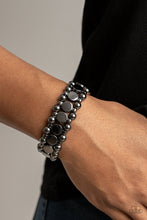 Load image into Gallery viewer, Paparazzi Metro Magnetism - Black
