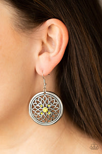 Paparazzi Mega Medallions - Yellow