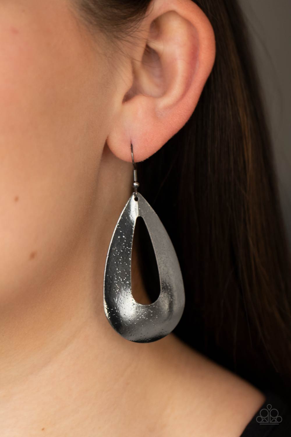 🧡Paparazzi🧡    Hand It OVAL! - Black