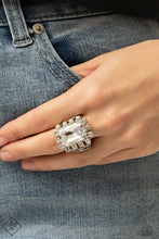 Load image into Gallery viewer, Paparazzi Galactic Glamour - White
