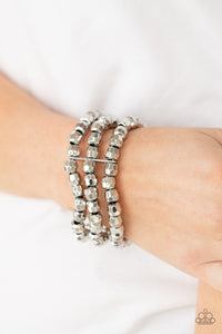 Paparazzi Magnetically Maven - Silver