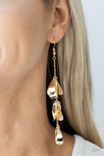 Load image into Gallery viewer, Paparazzi Arrival Chime-Gold
