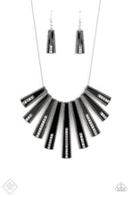 Load image into Gallery viewer, Paparazzi FAN-tastically Deco - Black
