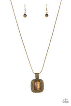 Load image into Gallery viewer, Paparazzi Right Hand TALISMAN - Brass
