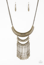 Load image into Gallery viewer, Paparazzi  Eastern Empress - Brass
