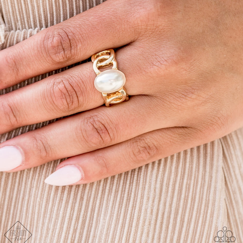 Paparazzi Glamified Glam - Gold