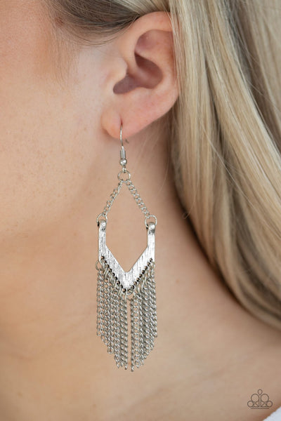Paparazzi Unchained Fashion-Silver